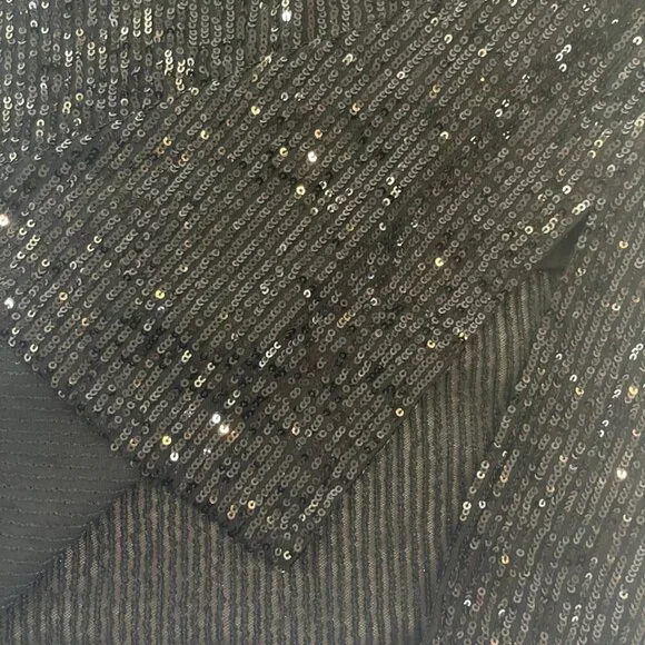 CeCe. Short black sequined dress for women. Size S. Made in China. - Picture 7 of 7